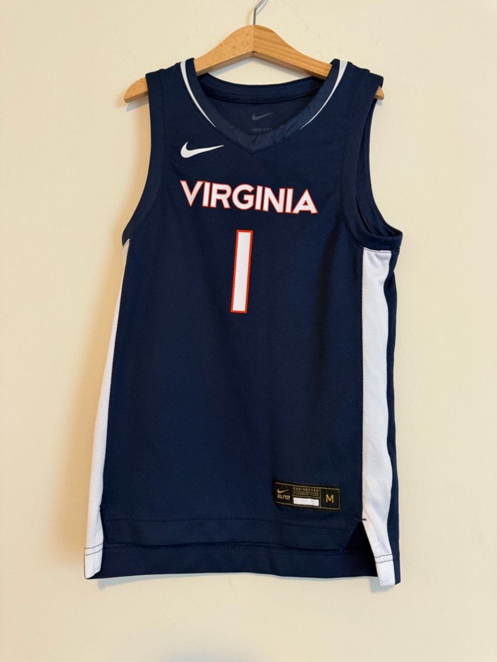Nike youth Virginia Navy Basketball Jersey (Size M)
